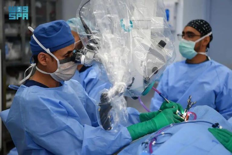 Medical Team at Qawal Al-Amn Hospital in Riyadh Successfully Performs Dual Surgeries on Child