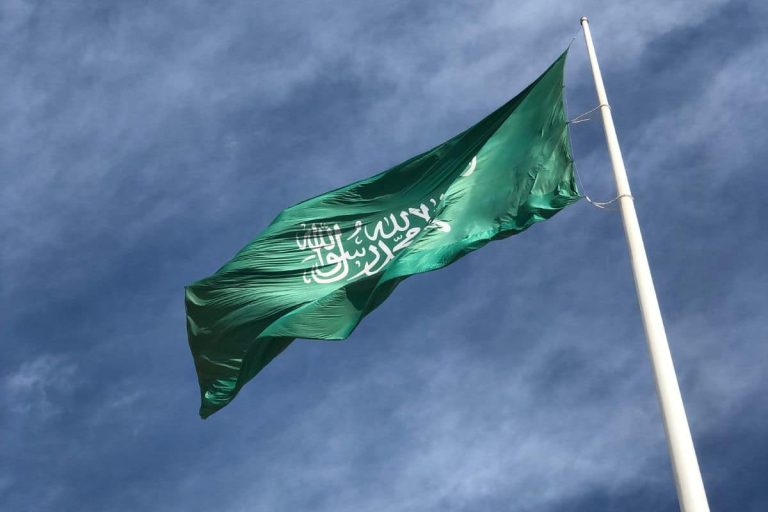 Saudi Arabia Introduces New Visa on Arrival for Umrah from Multiple Countries